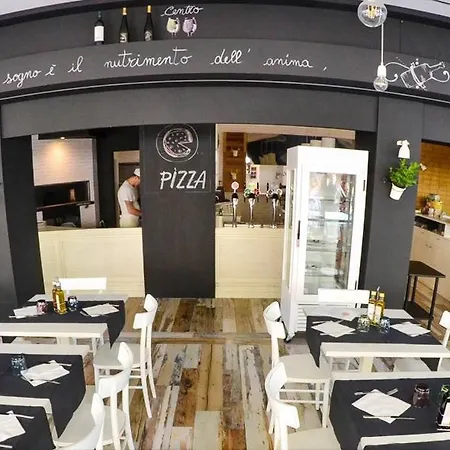 Hotel Ferrara 3*