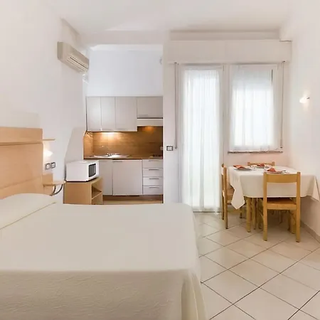 Ferrara ホテル 3*