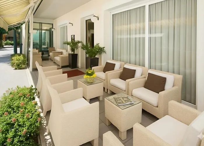 Hotel Ferrara Cattolica