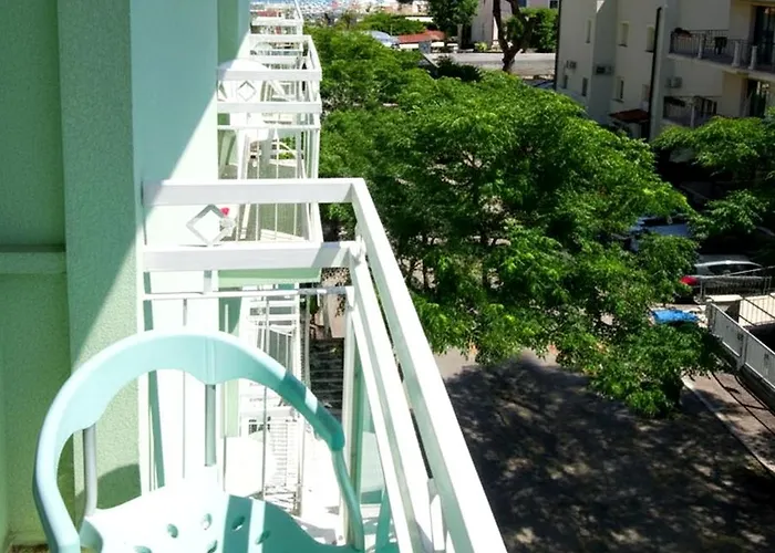 Ferrara 3* カットーリカ